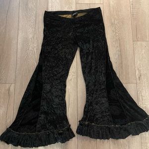 RARE🔥 Velvet Flare Pants